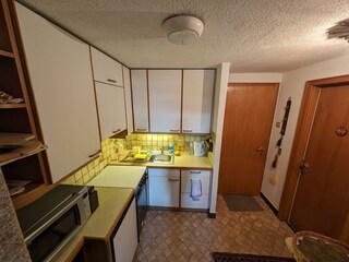 Küche und Flurbereich