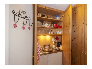 kleine Küche voll ausgestattet