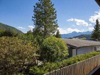 Aussicht  Balkon Ostsüd      3 Raum 2020