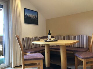 Wohnraum, Essbereich