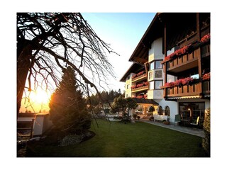 Abends im Herbst, Hotel Lärchenhof Natur in Mösern
