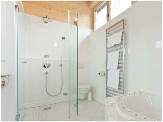 Bad im Südapp. im Hotel Lärchenhof Natur