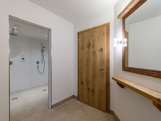 Karwendel_Berglodge_Hotel_Karwendel_Leutasch_Dusch