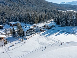 Karwendel_Berglodge_Winteransicht