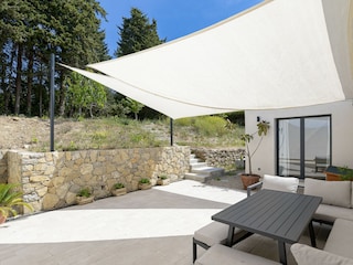 Villa Valbonne Features 16