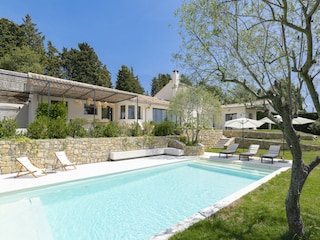 Villa Valbonne Features 18