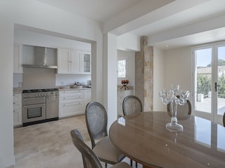 Villa Valbonne Features 20