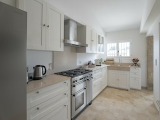 Villa Valbonne Features 6