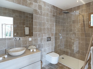 Villa Valbonne Features 24