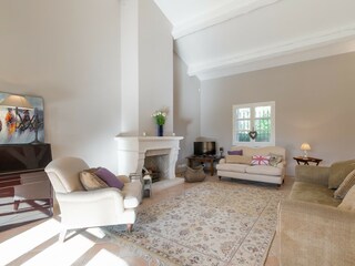 Villa Valbonne Features 5