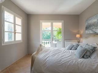Villa Valbonne Features 12