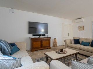 Villa Vallauris Features 16