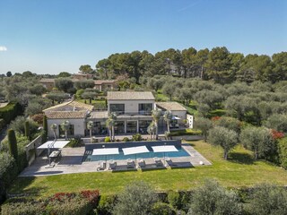Villa Valbonne Outdoor Recording 6