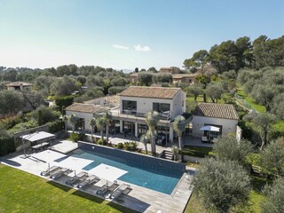 Villa Valbonne Outdoor Recording 2