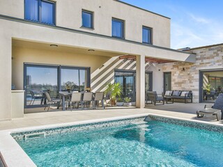 Villa Loborika Außenaufnahme 4