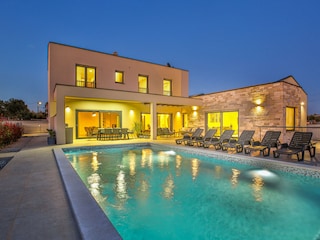 Villa Loborika Außenaufnahme 11