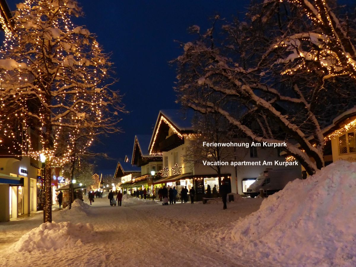 Garmischer Fußgängerzone in der Weihnachtszeit