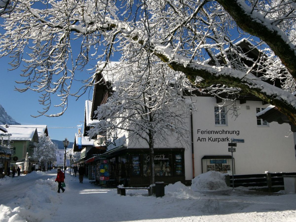 Garmischer Fußgängerzone im Winter