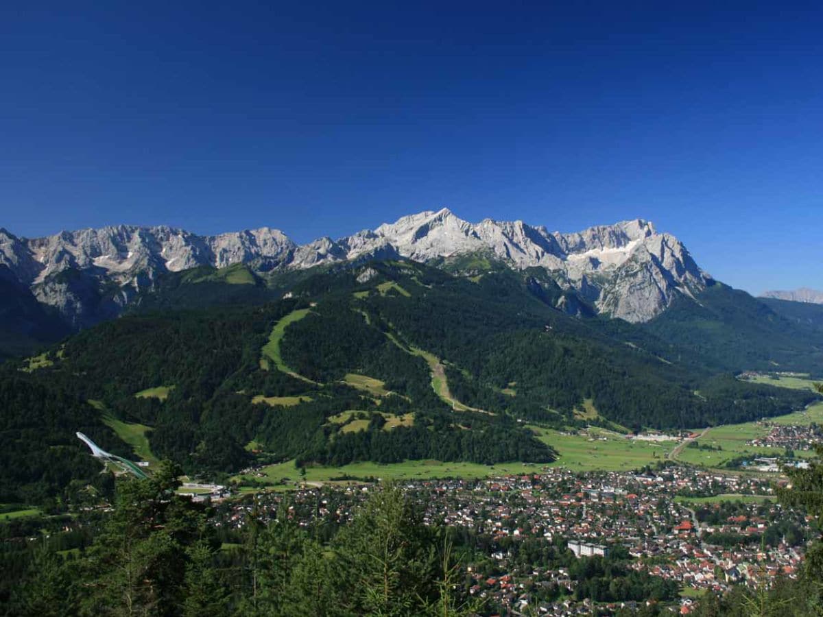 Holiday apartment Nelhiebel 3, Garmisch-Partenkirchen ...