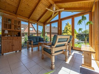 gemütlicher Wintergarten