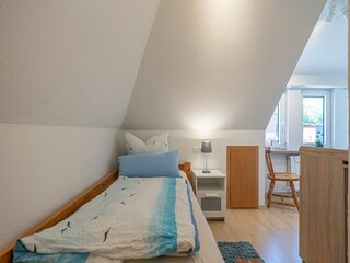 Schlafraum 2 mit Komode