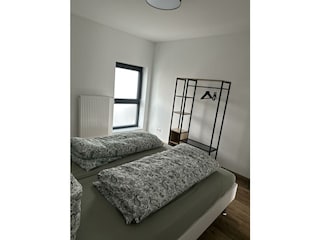 Doppeltbett Schlafzimmer 1