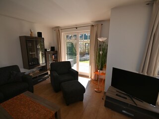 Wohnstube mit Blick zur Terrasse