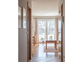 Blick ins Wohn-/Esszimmer