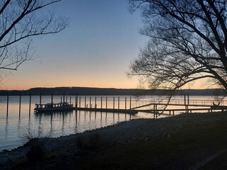 Abendstimmung am nahen Ufer