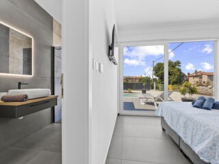 Bedroom and ensuite bathroom