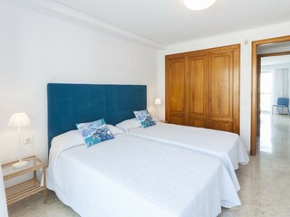 Apartment Xeraco Features 24