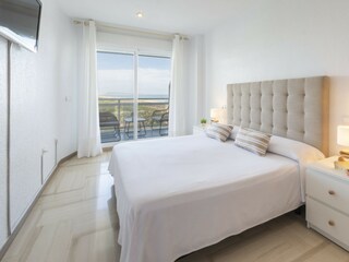 Apartment Xeraco Features 14