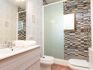 Villa Vidreres Features 15