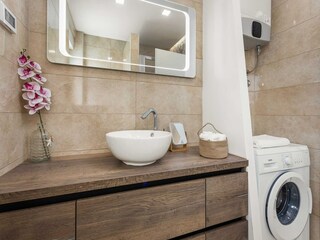 Apartment Valbandon Features 10