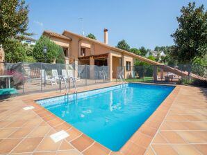 Villa mit Terrasse in Vidreres - Vidreres - image1