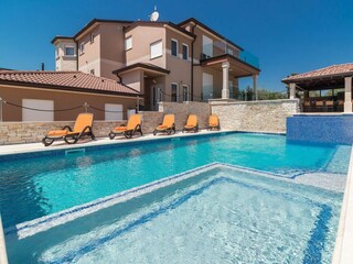 Villa Loborika Außenaufnahme 7