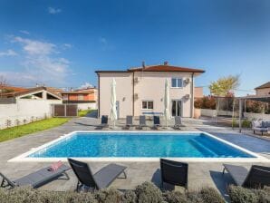 Villa Schöner Familienbungalow mit privatem Pool - Valbandon - image1
