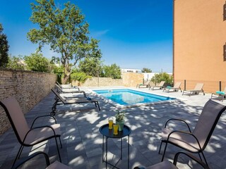 Apartment Ližnjan Außenaufnahme 9