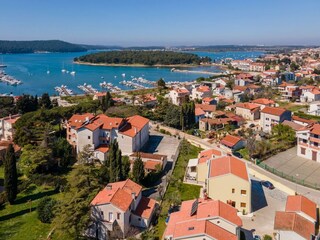 Appartement Ližnjan Buitenaudio-opname 6