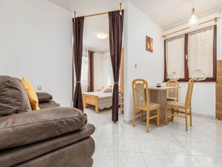 Apartment Valbandon Features 15