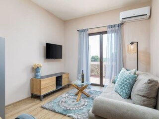 Apartment Valbandon Features 20