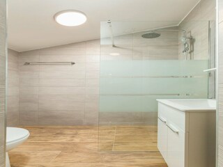 Apartment Valbandon Features 16