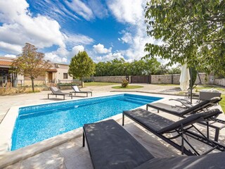 Villa Galižana Außenaufnahme 4