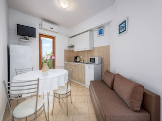 Apartment Drenje Ausstattung 12