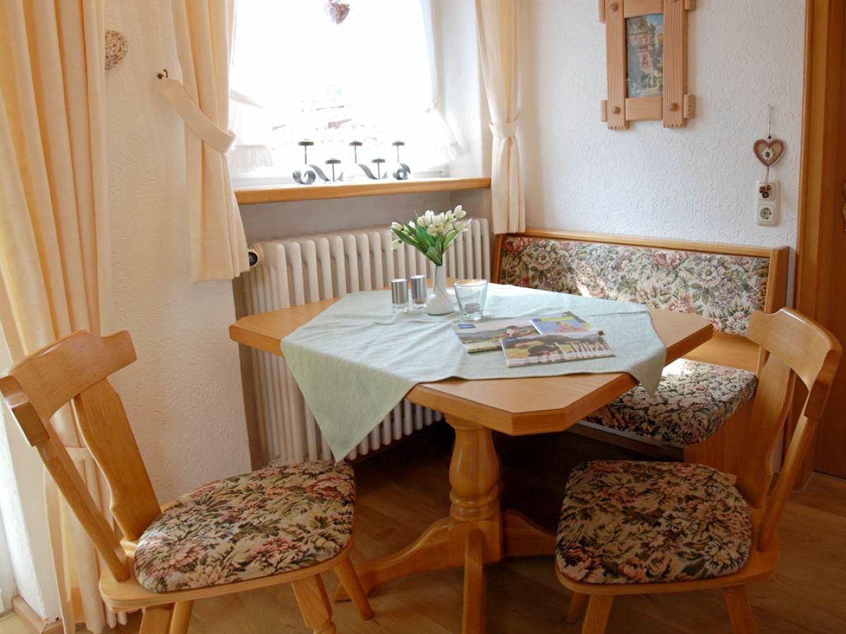 Kleines wohnzimmer mit essecke – midir