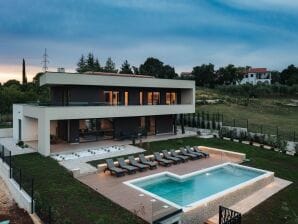 Luxurious villa with pool in Sveti Bartul - Raša - image1