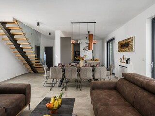 Villa Raša Caratteristiche 17