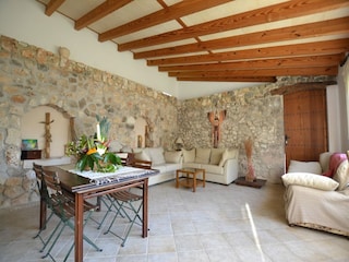 Villa Sineu Features 6