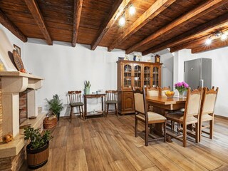 Villa Nedescina Caratteristiche 33