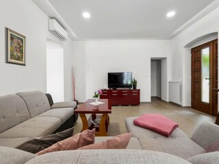 Villa Nedescina Caratteristiche 34